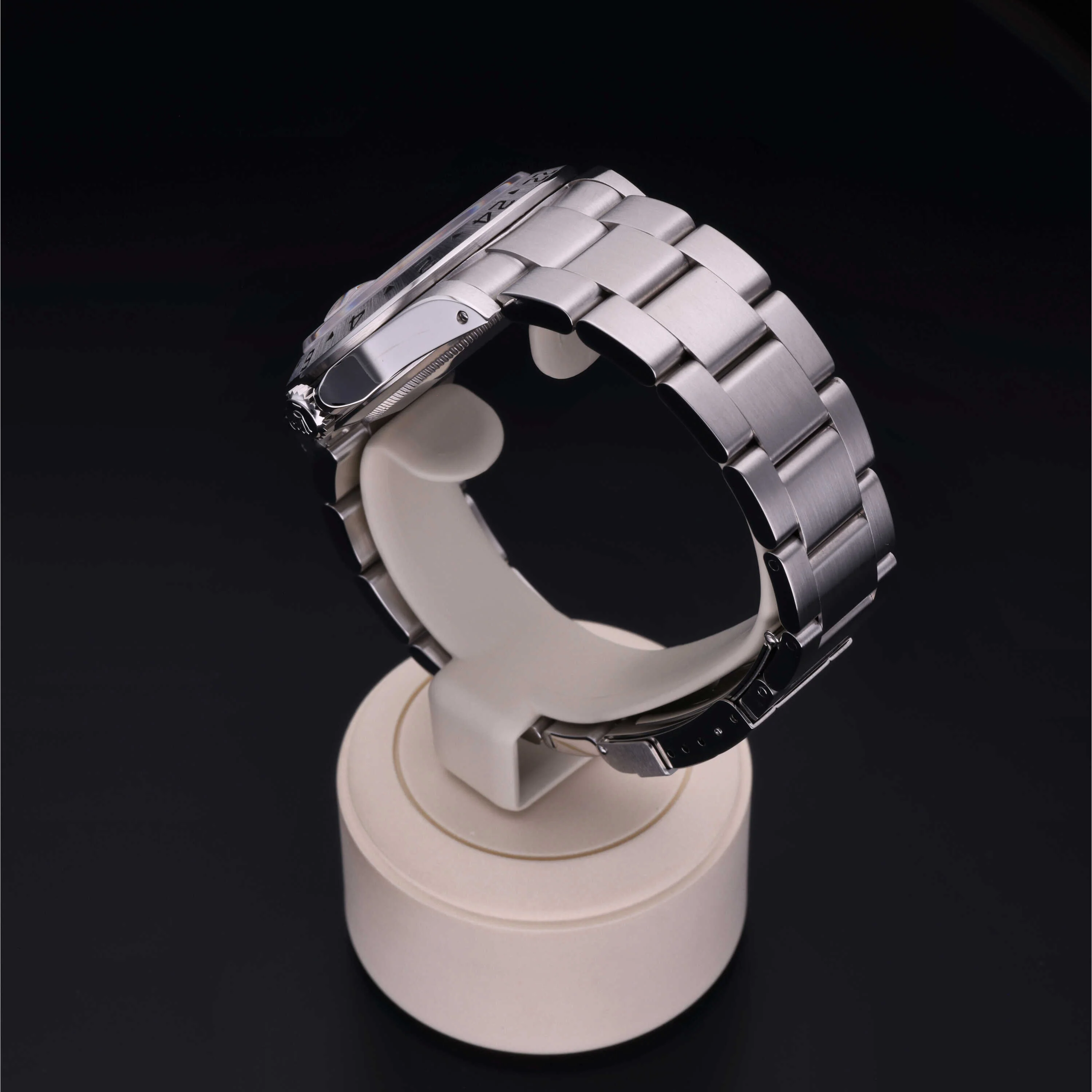 Oyster Perpetual Explorer II - Image 19