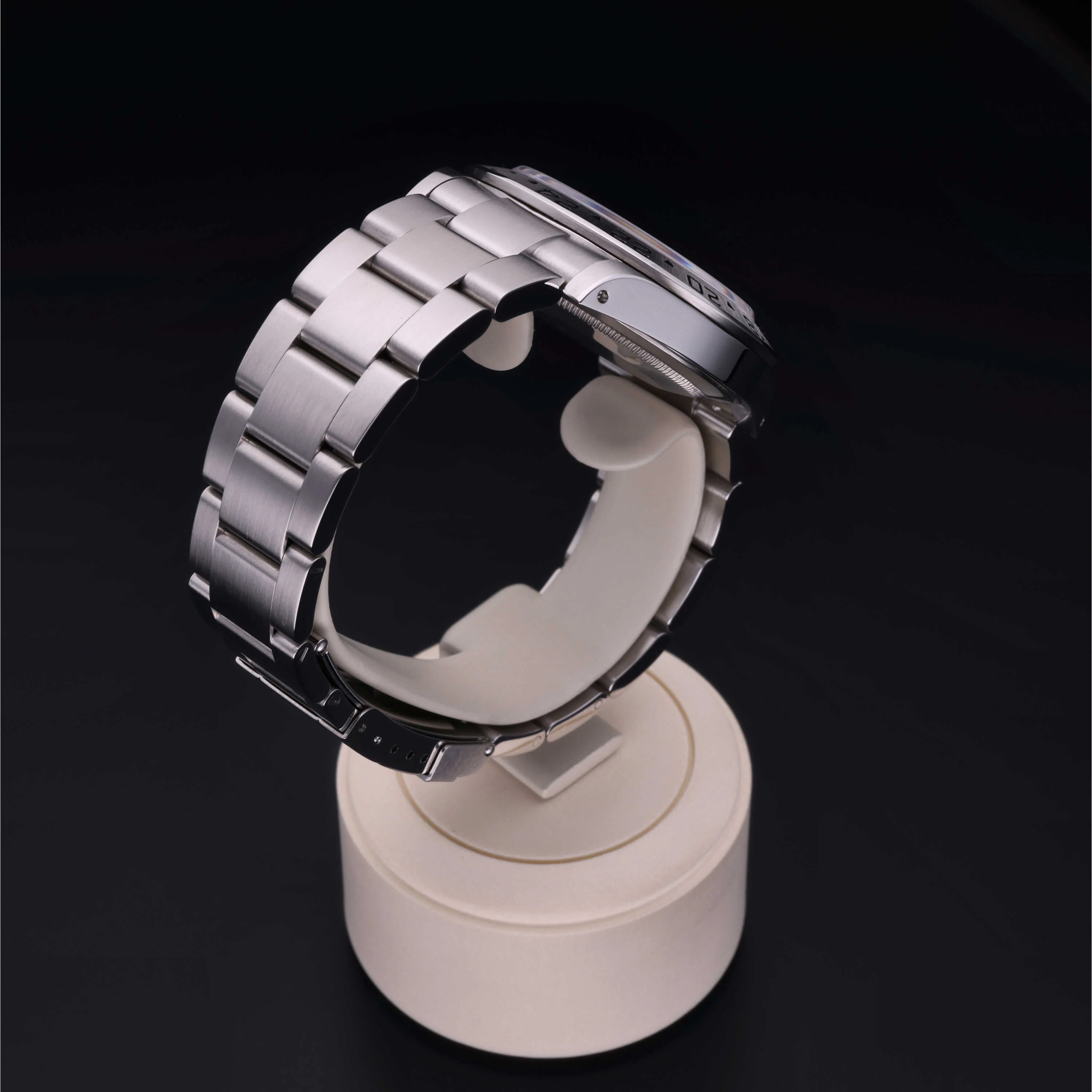 Oyster Perpetual Explorer II - Image 28
