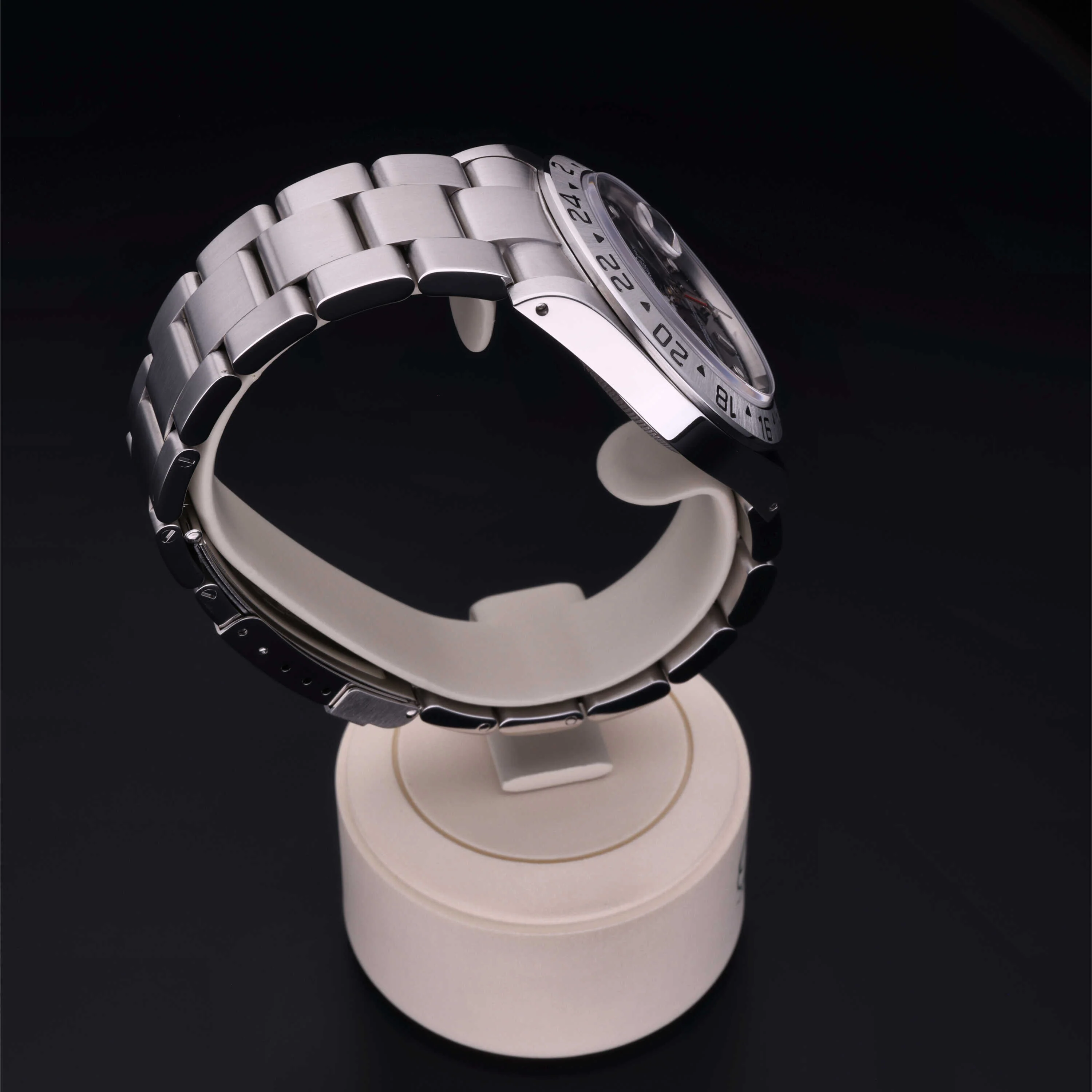 Oyster Perpetual Explorer II - Image 31