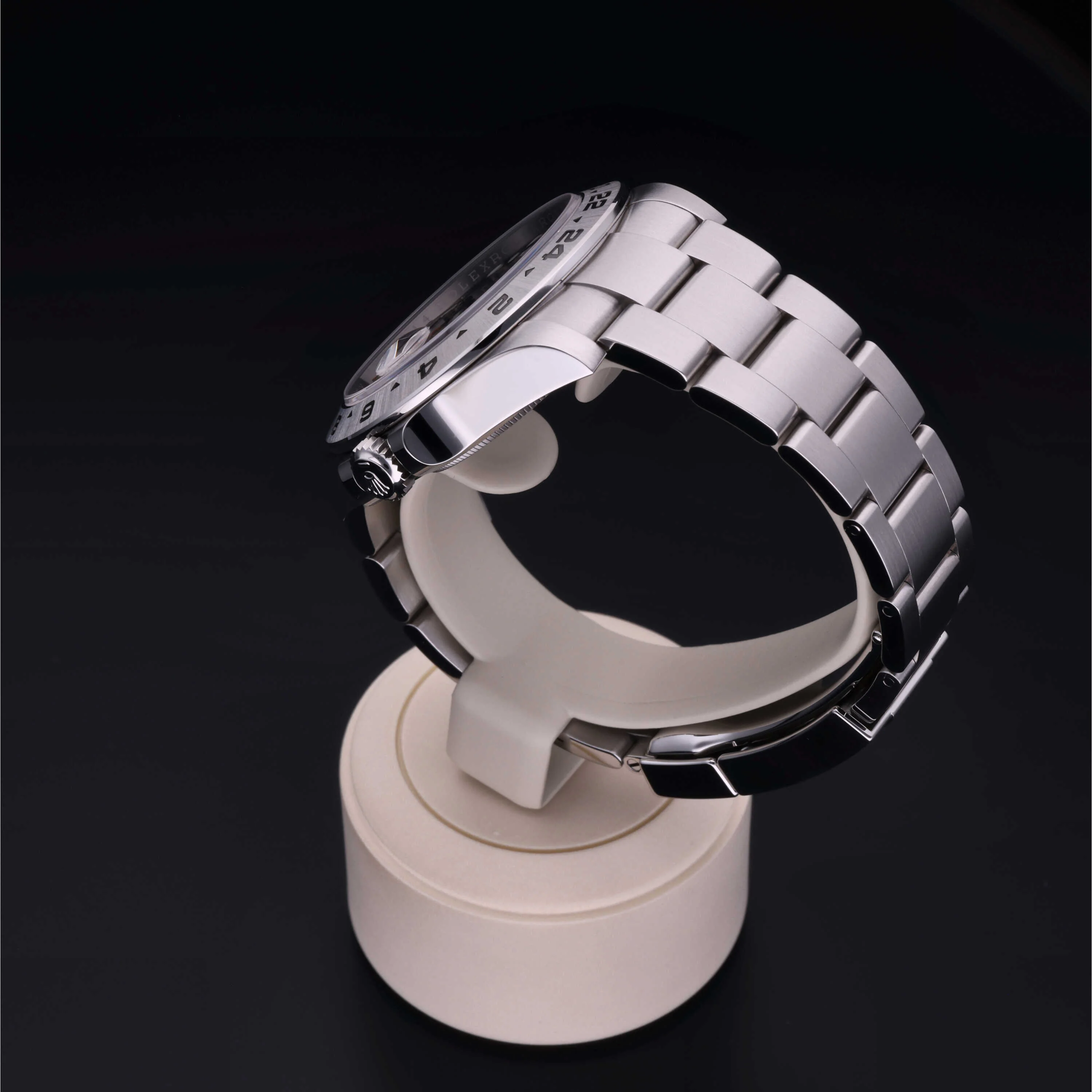 Oyster Perpetual  Explorer II - Image 14