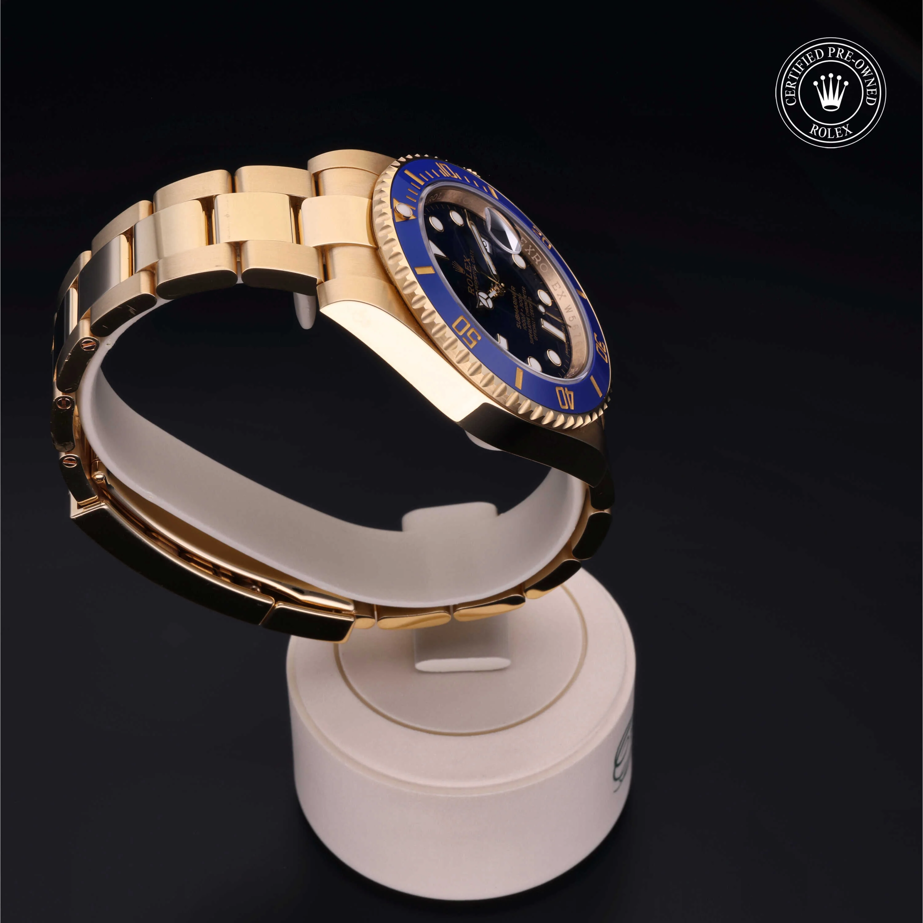Oyster Perpetual Submariner Date - Image 32
