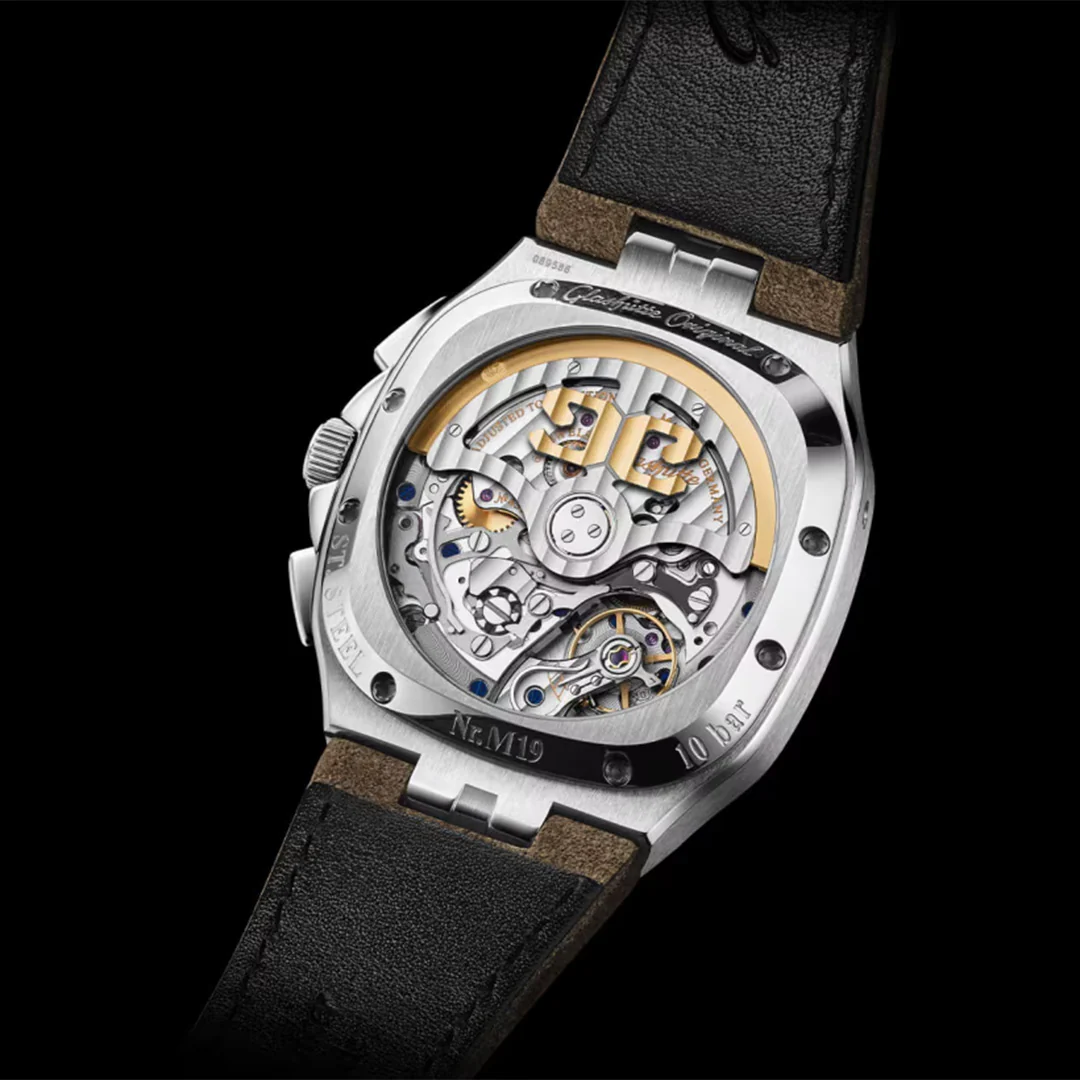 Seventies Chronograph Panorama Date - Image 3