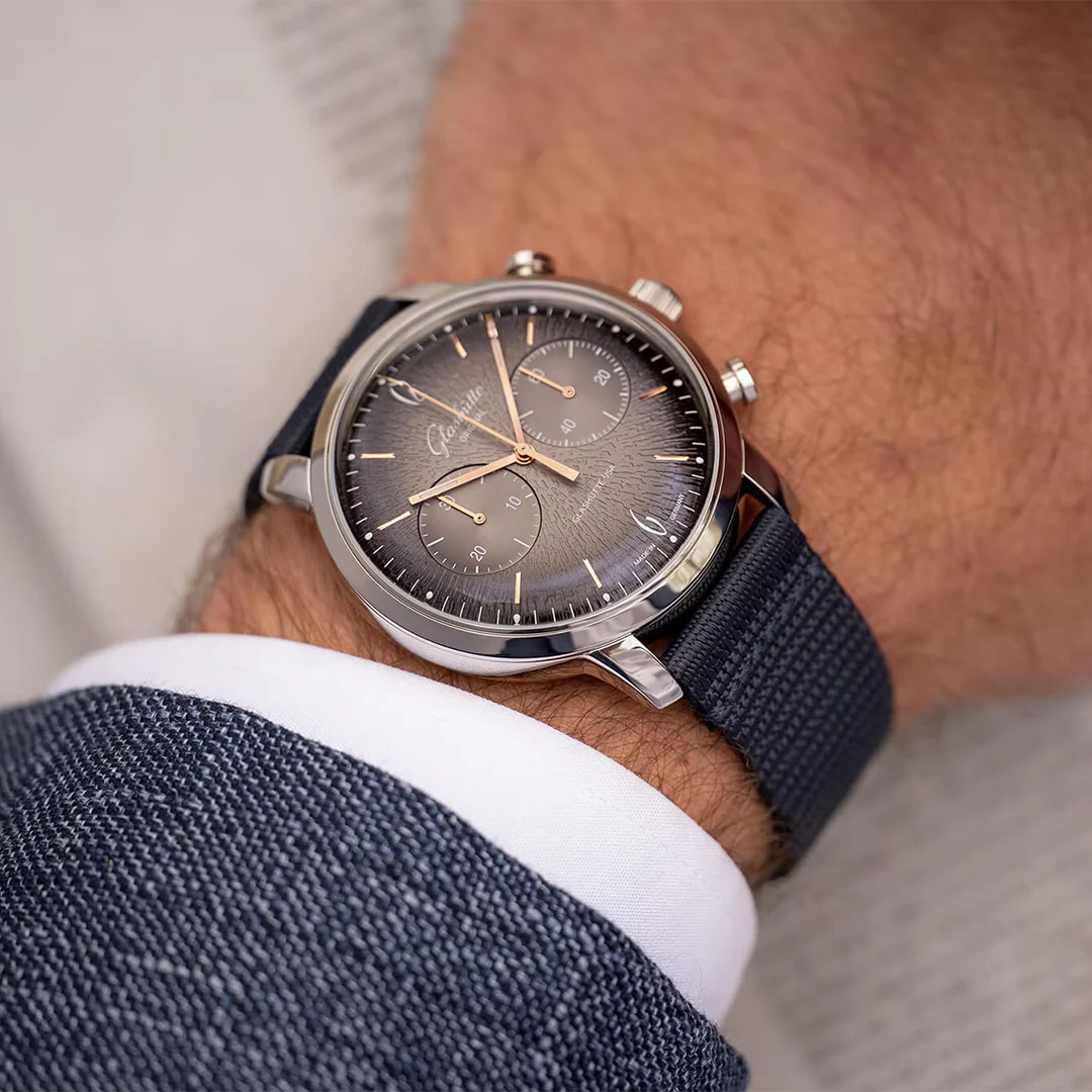 Sixties Chronograph Annual Edition - Image 2