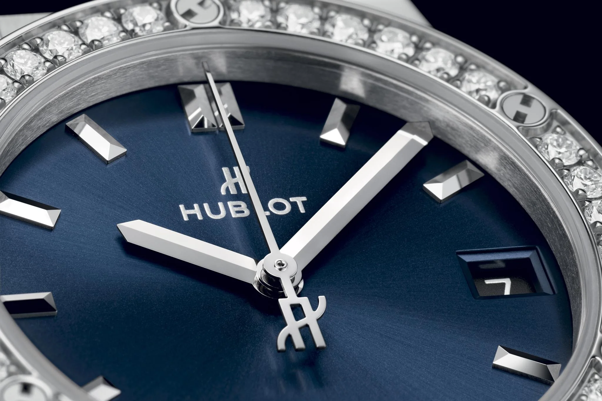 Classic Fusion Titanium Blue Diamonds - Image 3