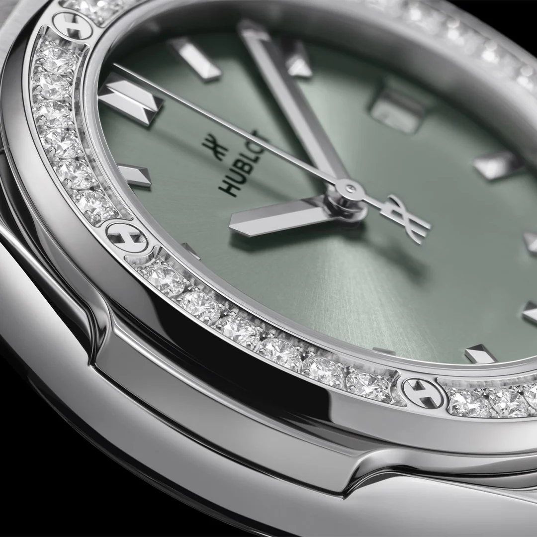 Classic Fusion Titanium Sage Green Diamonds - Image 3