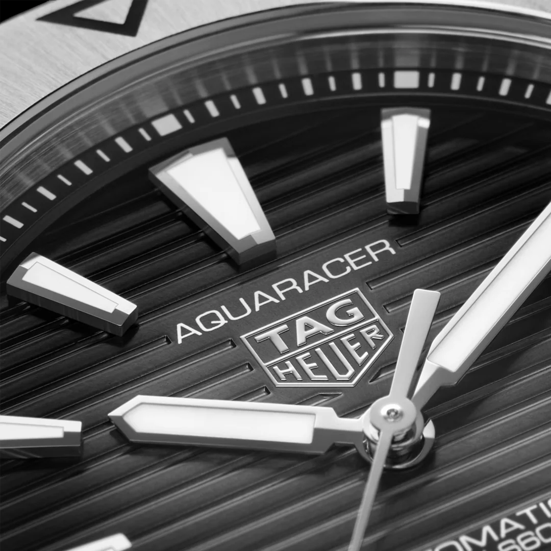 Aquaracer Professional 200 Date - Image 2